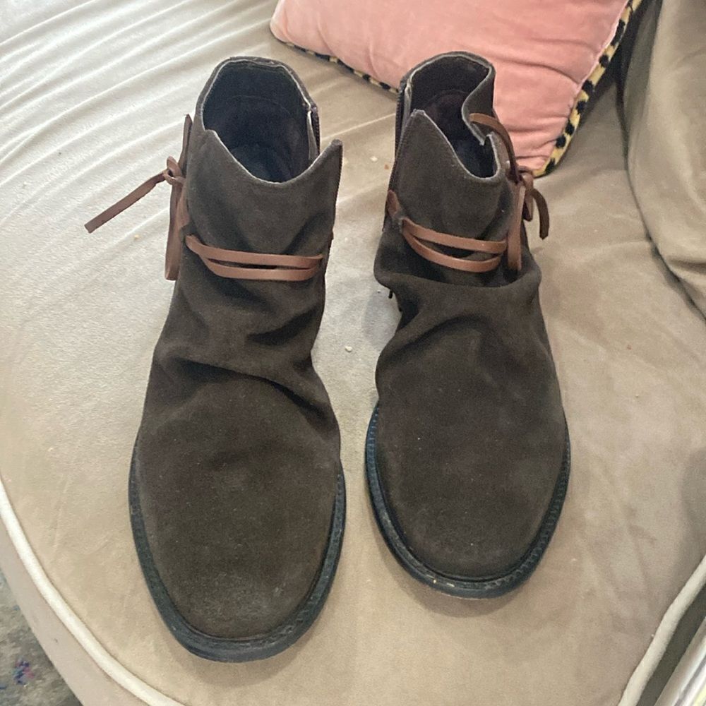Thomas & Vine Gideon suede leather Boot size 10 excellent condition